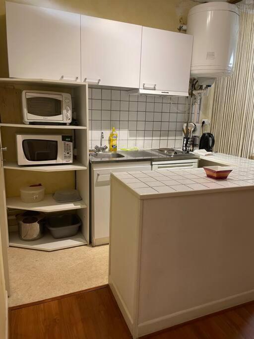 Studio N•2 Avec Patio En Plein Coeur De La Ville 巴涅尔德比戈尔 外观 照片