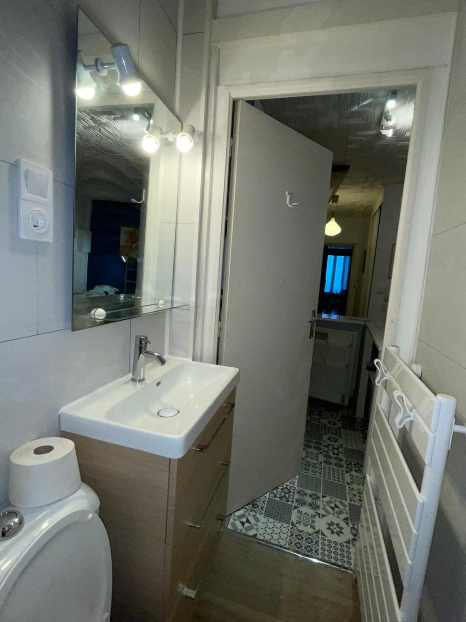 Studio N•2 Avec Patio En Plein Coeur De La Ville 巴涅尔德比戈尔 外观 照片